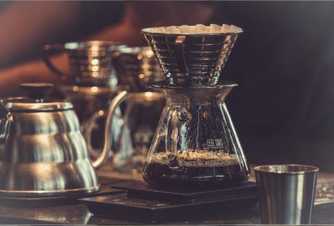 coffee-drip-and-pot
